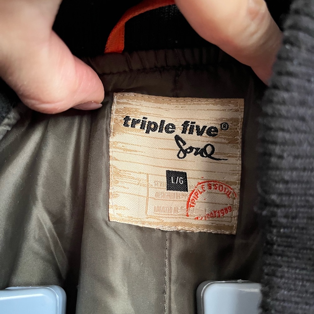 Triple Five Soul Men's Gray Camouflage Bomber Jacket - Picture 7 of 7